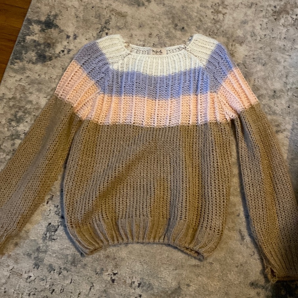 A cute multicolored Sweater!!
